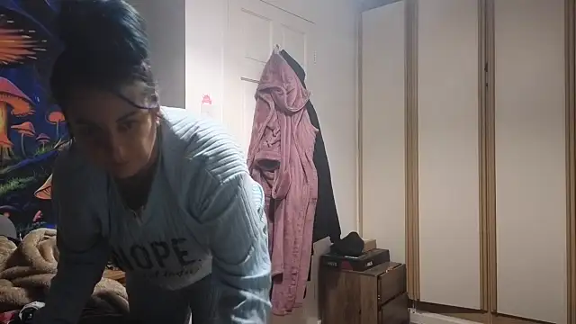 tattoomilf86 online show from 6, 1, 2025