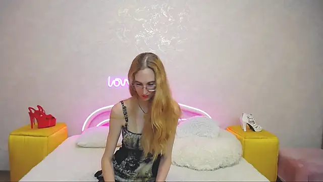 Snapshot of KlaryBrait chatting on 26, 1, 2025 KlaryBrait online show from 26, 1, 2025