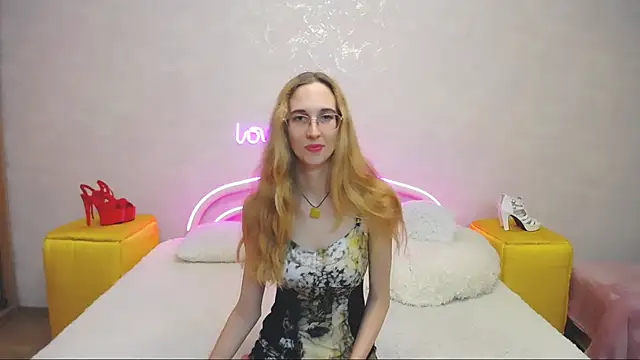 Snapshot of KlaryBrait chatting on 26, 1, 2025 KlaryBrait online show from 26, 1, 2025