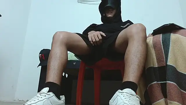 Macho Dom online show from 6, 4, 2026