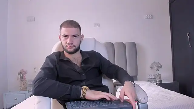 MaximusDick1  online show from 21, 2, 2026