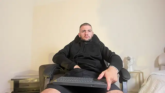 Snapshot of MaximusDick1_ chatting on 30, 6, 2026 MaximusDick1 online show from 30, 6, 2026