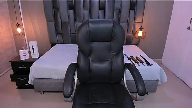 Lorena Vieira  online show from 22, 1, 2025