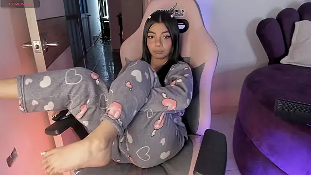 Snapshot of sofi_soft_ chatting on 21, 6, 2026 sofi soft online show from 21, 6, 2026