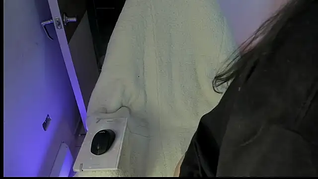 Snapshot of sofi_soft_ chatting on 6, 8, 2026 sofi soft online show from 6, 8, 2026