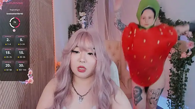 Snapshot of mei_honey_ chatting on 13, 12, 2024 mei honey online show from 13, 12, 2024