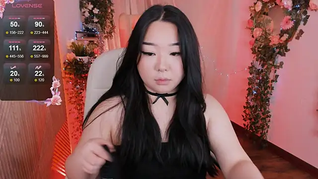 Snapshot of mei_honey_ chatting on 18, 12, 2024 mei honey online show from 18, 12, 2024