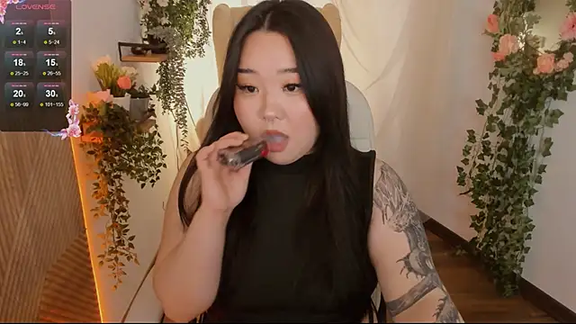 Snapshot of mei_honey_ chatting on 25, 1, 2025 mei honey online show from 25, 1, 2025