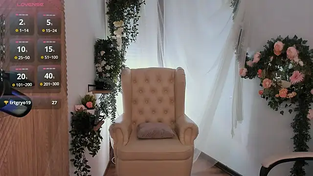 Snapshot of mei_honey_ chatting on 7, 3, 2025 mei honey online show from 7, 3, 2025