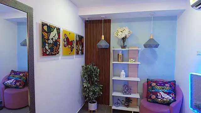 Snapshot of Dalila_Sky chatting on 8, 11, 2025 Dalila Sky online show from 8, 11, 2025