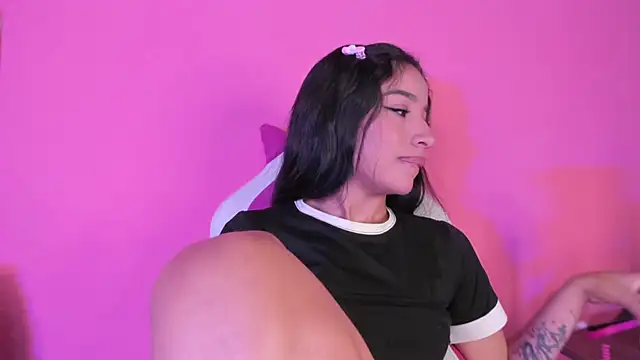 Mereo leona online show from 11, 12, 2024