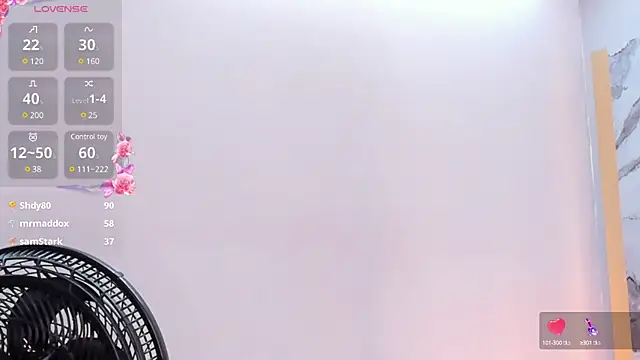 SalommeFlores online show from 17, 3, 2025