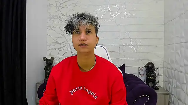 Snapshot of Im_Milan_Rs chatting on 19, 2, 2025 Im Milan Rs online show from 19, 2, 2025