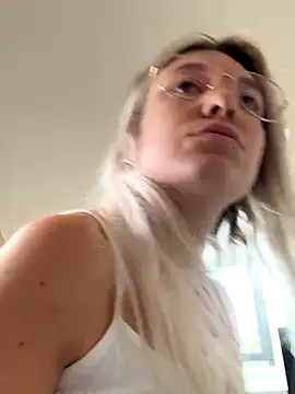 carlaaa online show from 11, 9, 2025