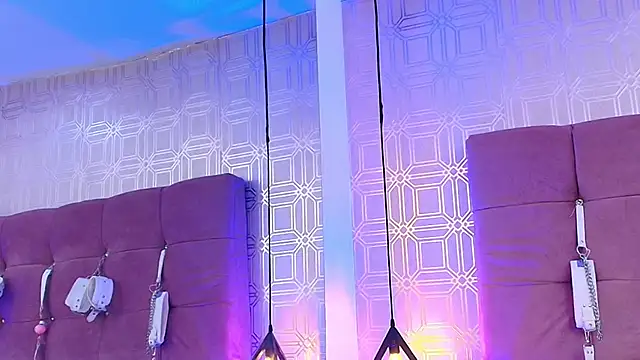 Snapshot of Lilith_Vera chatting on 13, 11, 2025 Lilith Vera online show from 13, 11, 2025