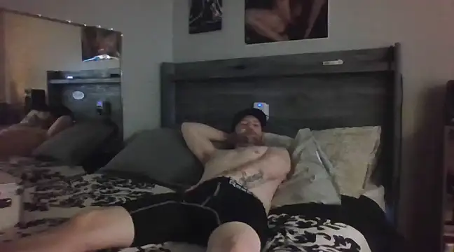 Snapshot of Edward_LongCock chatting on 5, 1, 2025 Edward LongCock online show from 5, 1, 2025