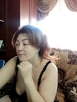 Snapshot of Madame-Butterfly chatting on 9, 2, 2025 Madame-Butterfly online show from 9, 2, 2025