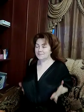 Snapshot of Madame-Butterfly chatting on 24, 2, 2025 Madame-Butterfly online show from 24, 2, 2025