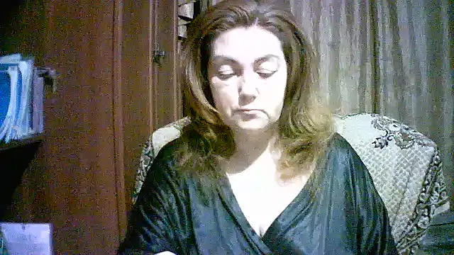 Snapshot of Madame-Butterfly chatting on 5, 10, 2025 Madame-Butterfly online show from 5, 10, 2025