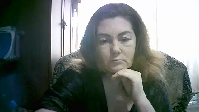 Snapshot of Madame-Butterfly chatting on 19, 10, 2025 Madame-Butterfly online show from 19, 10, 2025