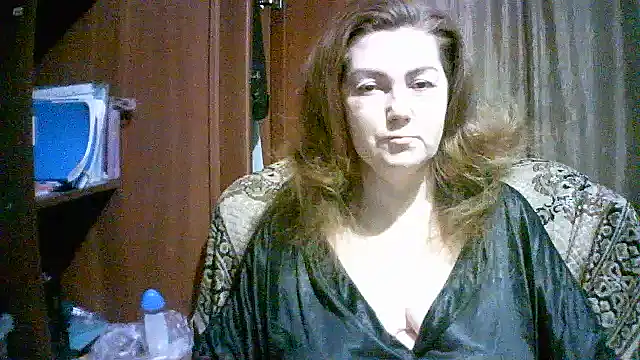 Snapshot of Madame-Butterfly chatting on 20, 10, 2025 Madame-Butterfly online show from 20, 10, 2025