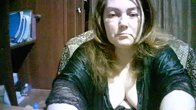 Snapshot of Madame-Butterfly chatting on 31, 10, 2025 Madame-Butterfly online show from 31, 10, 2025