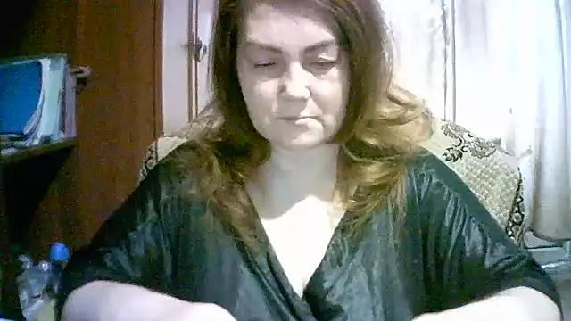 Snapshot of Madame-Butterfly chatting on 3, 11, 2025 Madame-Butterfly online show from 3, 11, 2025