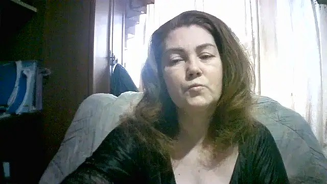 Snapshot of Madame-Butterfly chatting on 12, 11, 2025 Madame-Butterfly online show from 12, 11, 2025