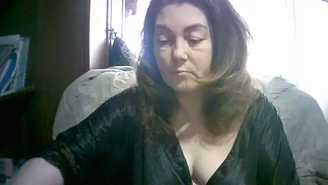 Snapshot of Madame-Butterfly chatting on 16, 11, 2025 Madame-Butterfly online show from 16, 11, 2025