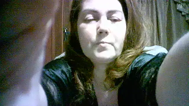 Snapshot of Madame-Butterfly chatting on 20, 11, 2025 Madame-Butterfly online show from 20, 11, 2025