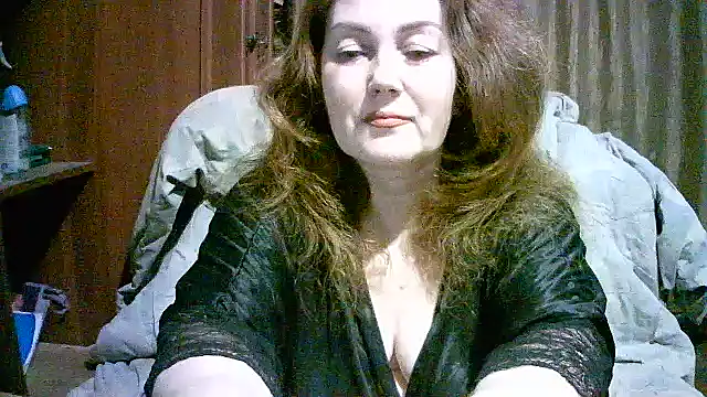 Snapshot of Madame-Butterfly chatting on 3, 12, 2025 Madame-Butterfly online show from 3, 12, 2025