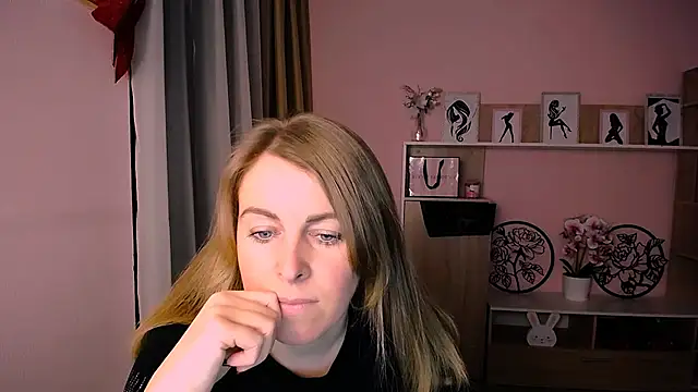 Hot Milady online show from 17, 1, 2025