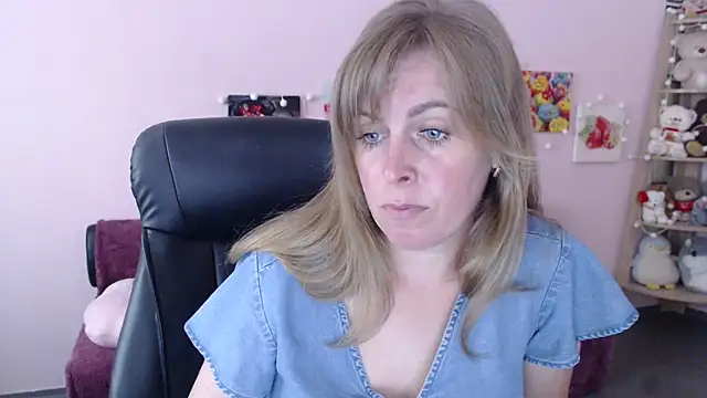 Hot Milady online show from 5, 6, 2026