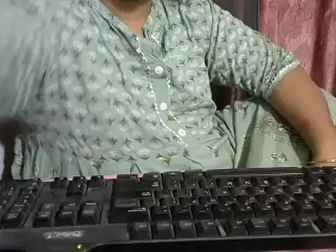 Snapshot of Naughty_Nityaa chatting on 2, 1, 2025 Naughty Nityaa online show from 2, 1, 2025