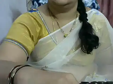 Snapshot of Naughty_Nityaa chatting on 19, 1, 2025 Naughty Nityaa online show from 19, 1, 2025