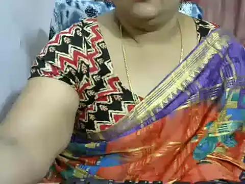 Snapshot of Naughty_Nityaa chatting on 23, 1, 2025 Naughty Nityaa online show from 23, 1, 2025