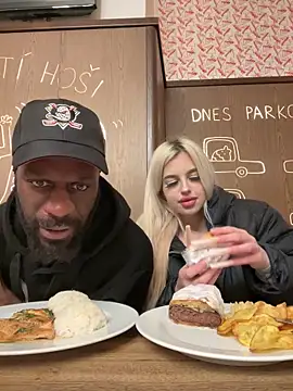 MacTroy online show from 2, 2, 2026