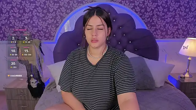 Snapshot of Miamontoya chatting on 13, 10, 2025 Miamontoya online show from 13, 10, 2025