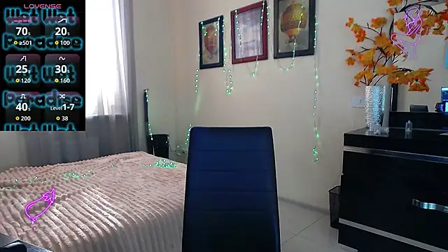 Lillianhot68 online show from 25, 11, 2025