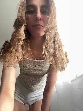 HellPeach online show from 16, 3, 2025