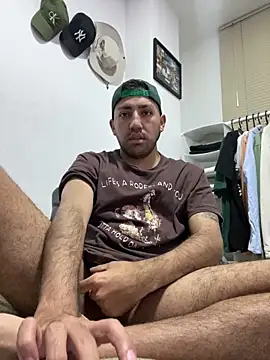 JuanZapata33 online show from 24, 1, 2025