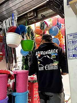 JuanZapata33 online show from 11, 11, 2025