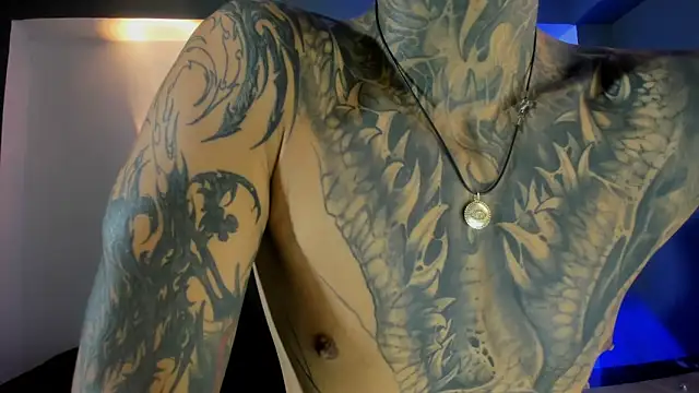 Snapshot of Travistanner_28 chatting on 4, 12, 2025 Travistanner 28 online show from 4, 12, 2025