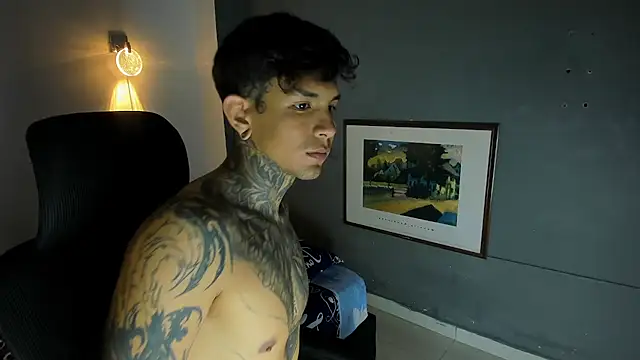 Travistanner 28 online show from 23, 12, 2025