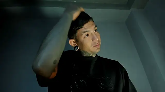 Travistanner 28 online show from 22, 4, 2026