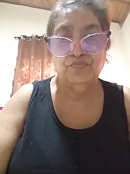 Snapshot of florecita69 chatting on 20, 4, 2026 florecita69 online show from 20, 4, 2026