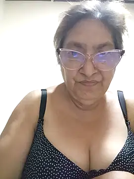 Snapshot of florecita69 chatting on 3, 5, 2026 florecita69 online show from 3, 5, 2026