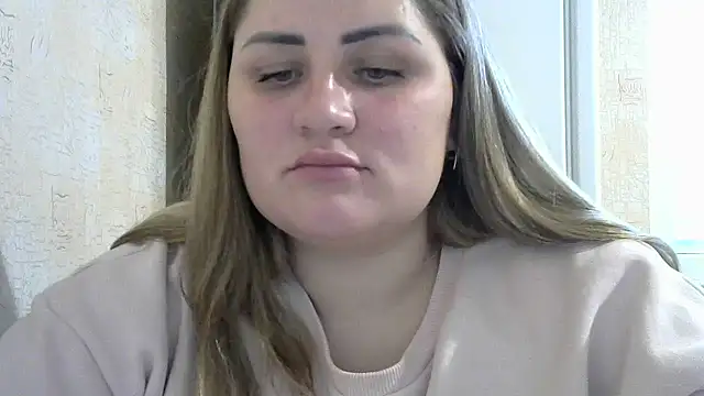 Snapshot of Honeydew-Waves chatting on 4, 12, 2024 Honeydew-Waves online show from 4, 12, 2024