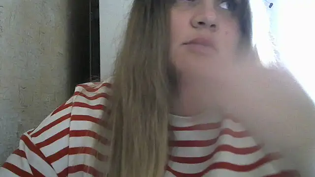 Snapshot of Honeydew-Waves chatting on 11, 11, 2025 Honeydew-Waves online show from 11, 11, 2025