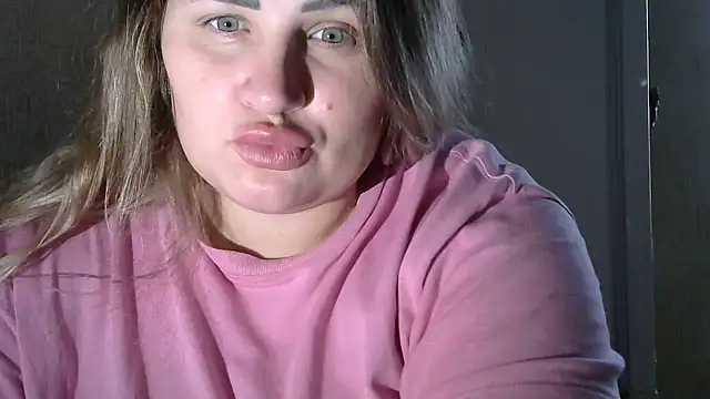 Snapshot of Honeydew-Waves chatting on 17, 11, 2025 Honeydew-Waves online show from 17, 11, 2025